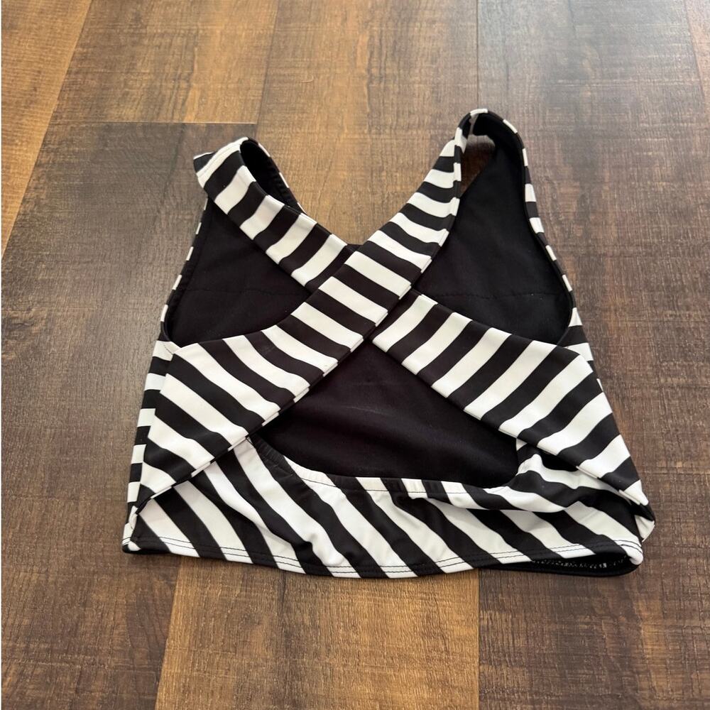 Albion Fit Switchback Crop Bikini Top Black White Stripe Swim Top Size Small - Picture 2 of 6